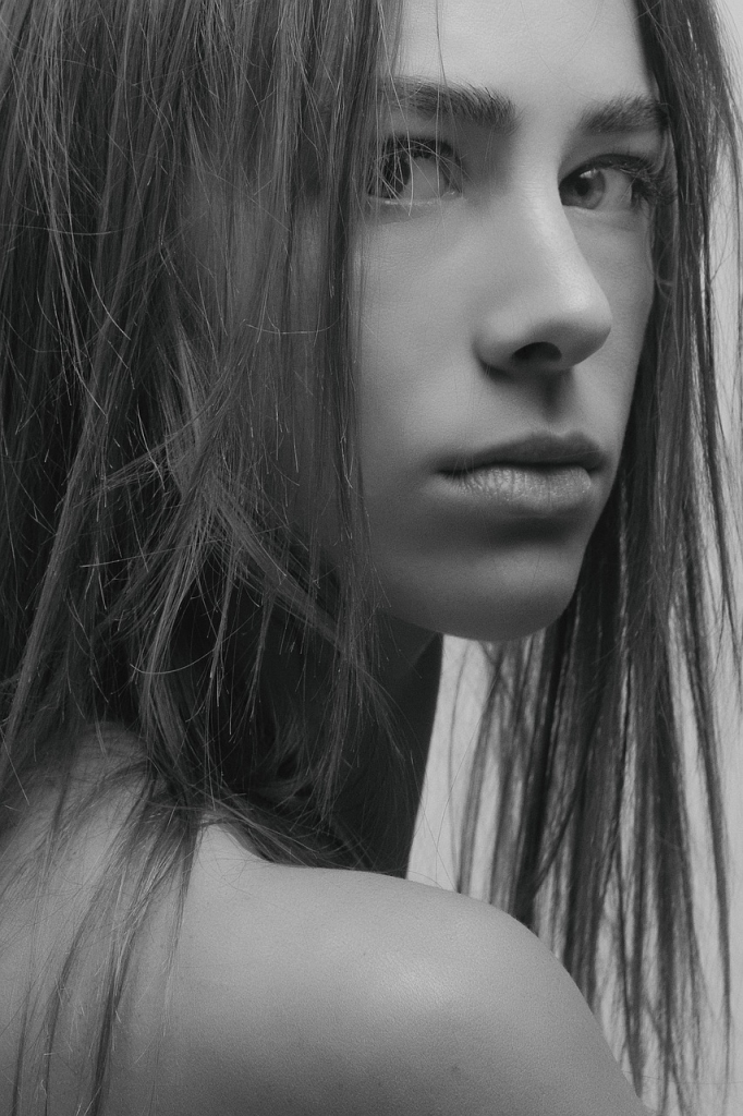 Garmin Venu 4 Review — The Glow-Up We’ve Been Waiting For