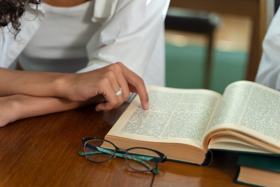 Unlock Your Potential: A Comprehensive Guide to Journalism Scholarships and Fellowships