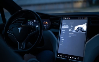 Tesla FSD v12: How It's Reshaping the Autonomous Vehicle Race