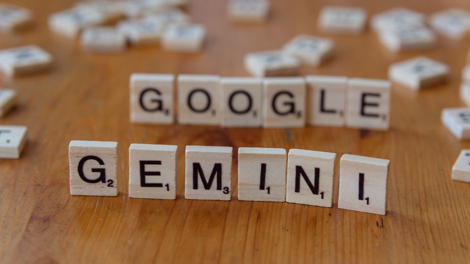 Google Gemini Ultra vs ChatGPT: Benchmarks, Features & Developer Impact