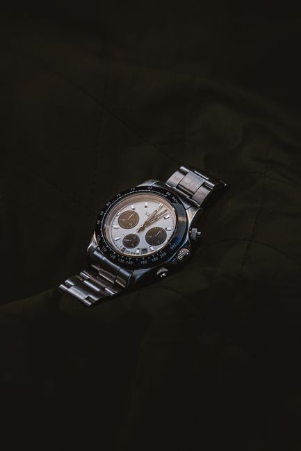 The Perfect $1,000 Watch: A Spec-for-Spec Breakdown