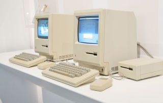 Apple Vision Pro: Spatial Computing Revolution & Enterprise Impact