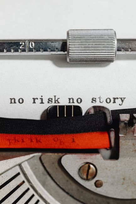 Journalism Scholarships 2025: Untapped Funds for Storytellers