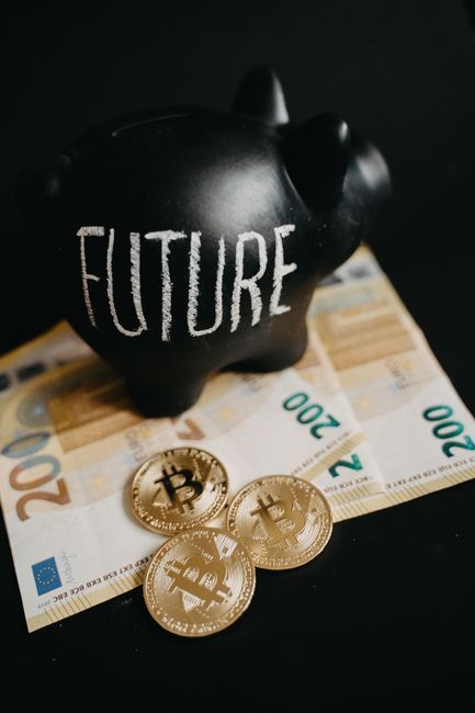 Funding Your Future: The Journalist's Guide to Scholarships